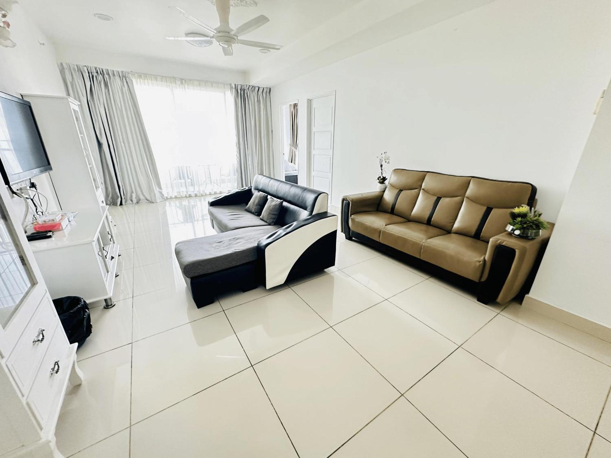 Mansion One L 10pax 3r2b L Seaview L Gleneagles L George Town