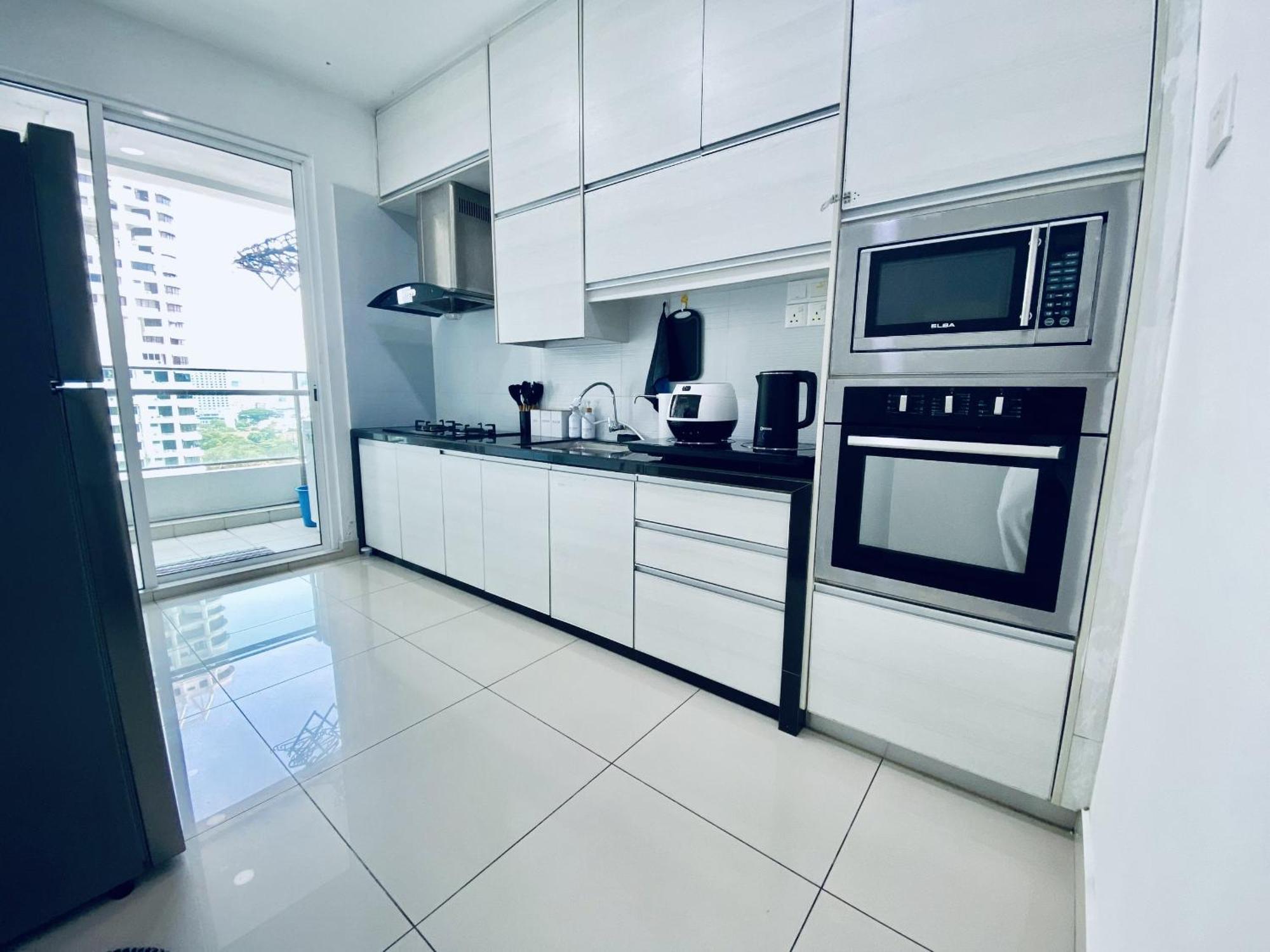 Mansion One L 10pax 3r2b L Seaview L Gleneagles L Apartment