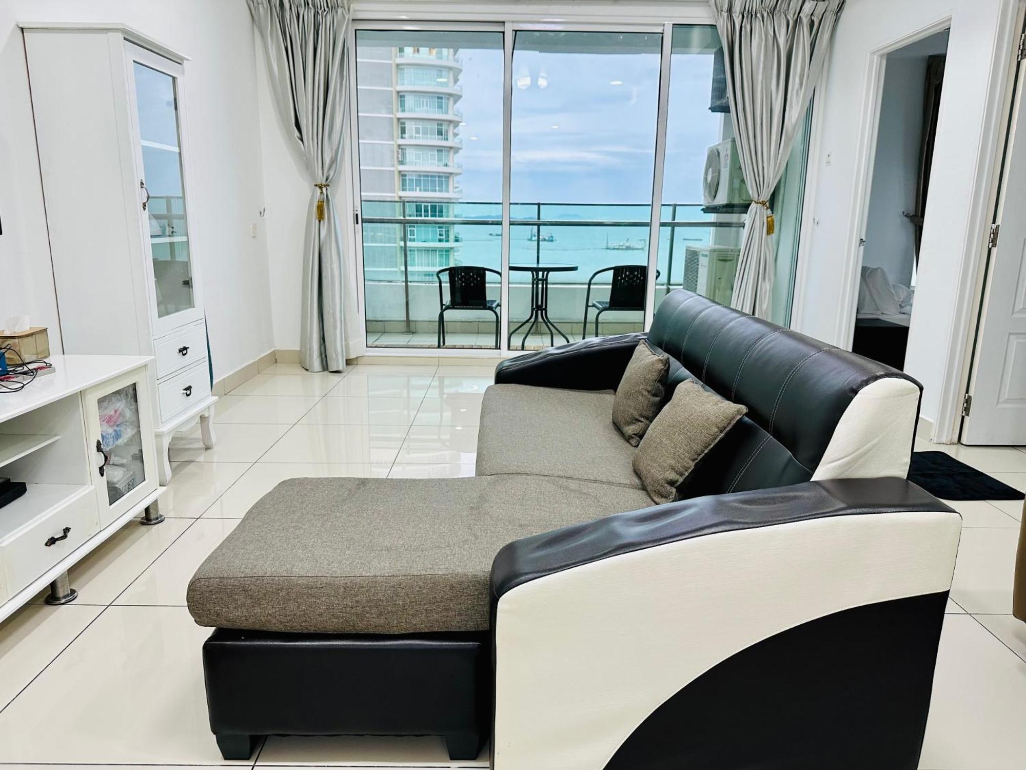 Mansion One L 10pax 3r2b L Seaview L Gleneagles L Apartment